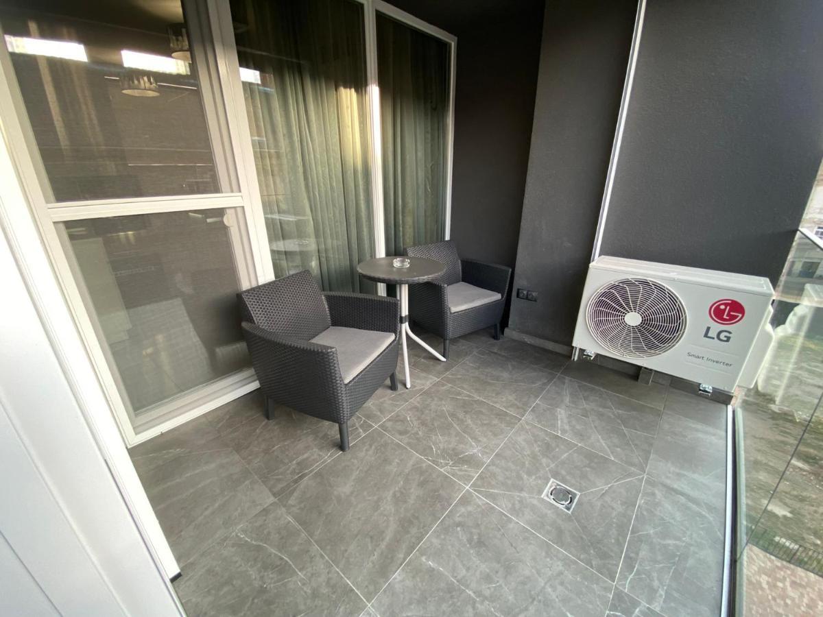Noir Silvery Apartman 塞格德 外观 照片