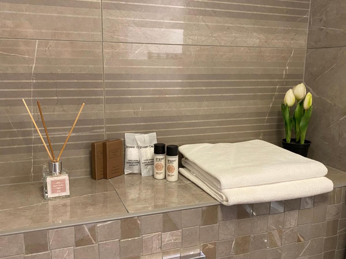 Noir Silvery Apartman 塞格德 外观 照片